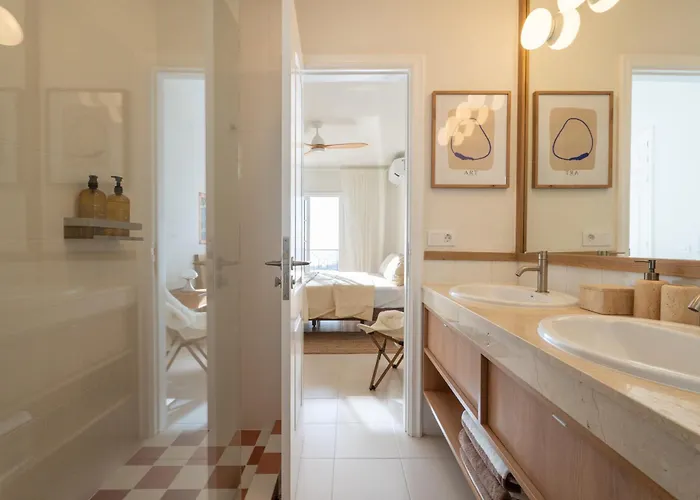 Mosaico Ocean View Boutique *