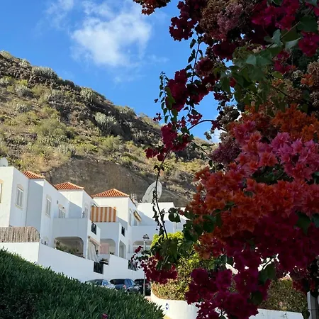 Mosaico Ocean View Boutique Apartman *