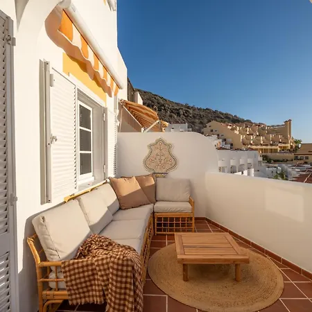 Mosaico Ocean View Boutique Apartman *