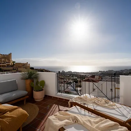 Mosaico Ocean View Boutique *