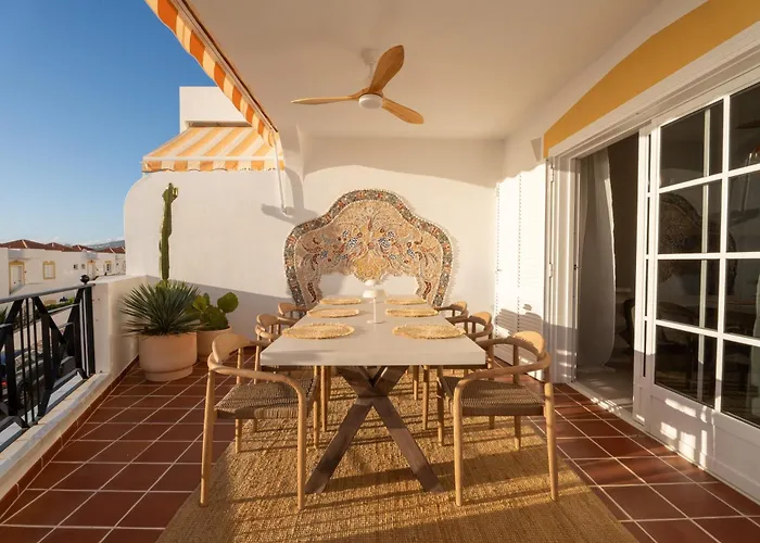 Mosaico Ocean View Boutique *